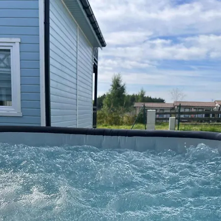 Semesterbostad Pobierowo Near & Pool