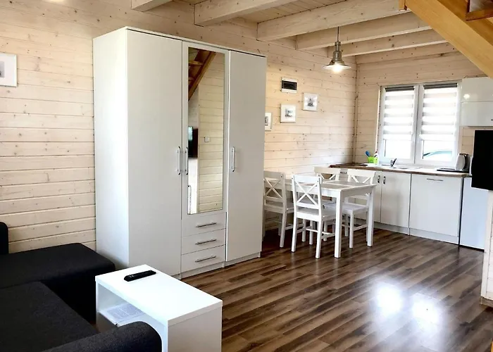 別荘 Pobierowo Near & Pool レバル