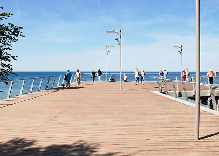 別荘 Pobierowo Near & Pool レバル