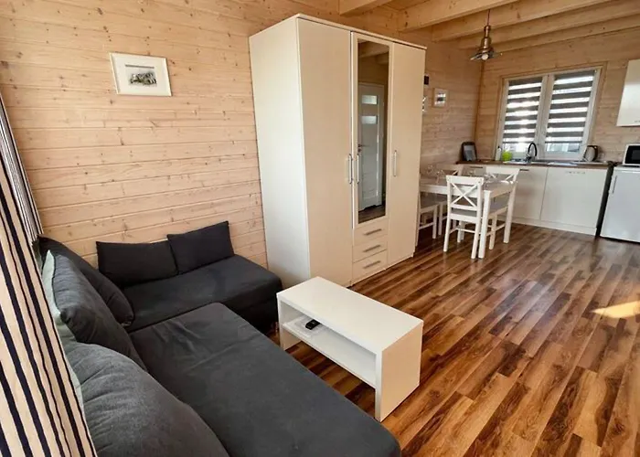 別荘 Pobierowo Near & Pool レバル